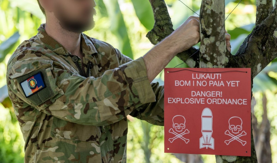 az-NZDF-fel-nem-robbant-loszereket-keres-papua-uj-guineaban
